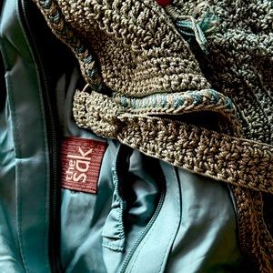 The Sac shoulder bag.   It's in  great condition